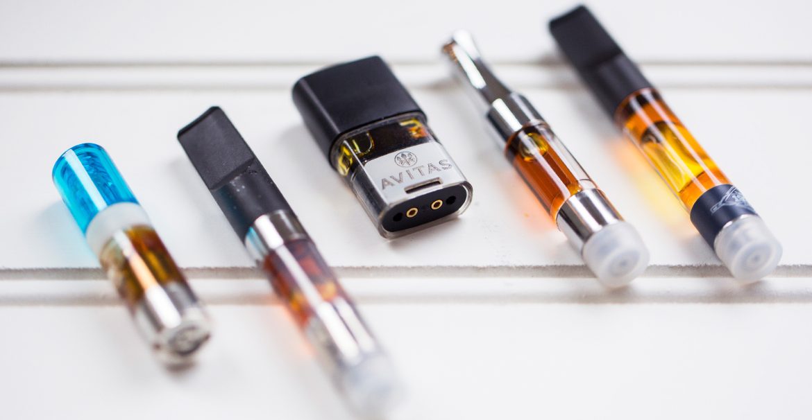 Comparing Refillable vs Disposable Weed Pens: Which Wins?